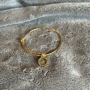 Gold Mustard Seed Bracelet